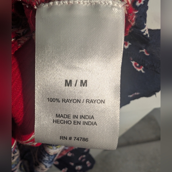 Bila Red and Blue Paisley Blouse Size M - Picture 6 of 8